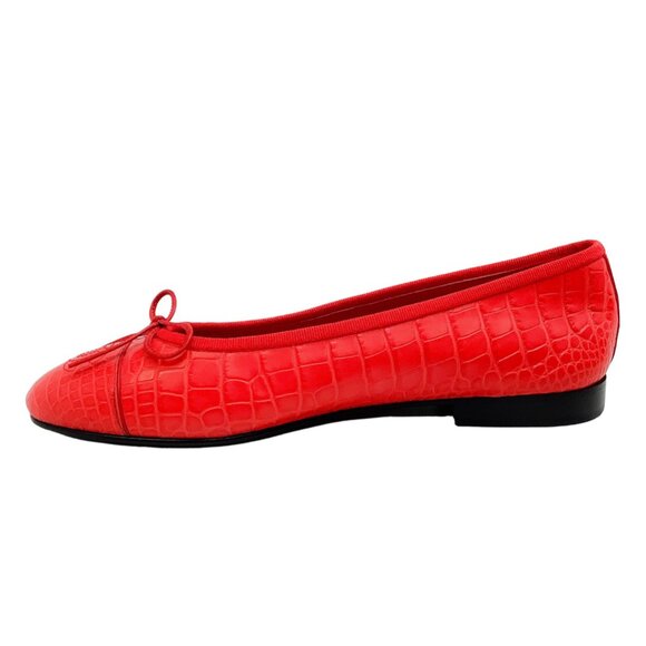 Chanel Coral Crocodile Leather Ballet Flats - Picture 3 of 6